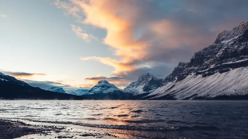 Bow Lake Sunrise