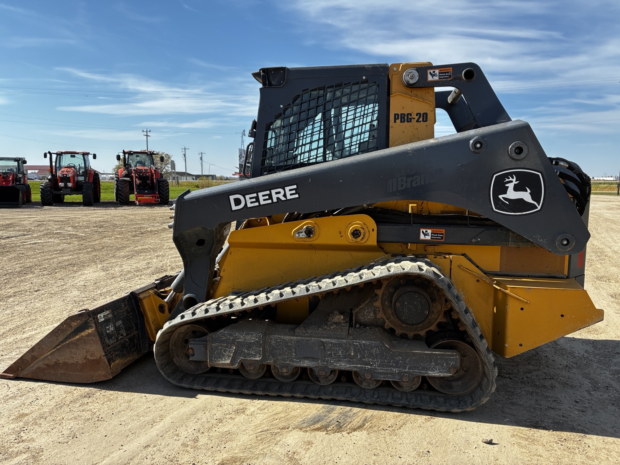 2022 John Deere 331G
